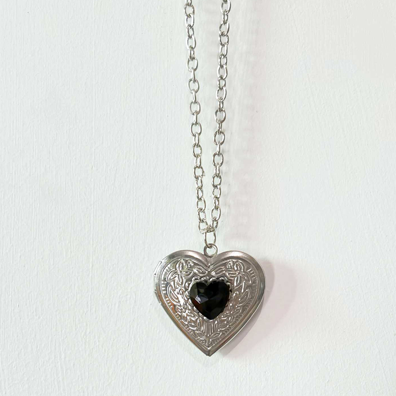 Moda Barok Vintage Kalp Şeklin - Heart Locket Necklace Photo incelemesi ve fiyatı