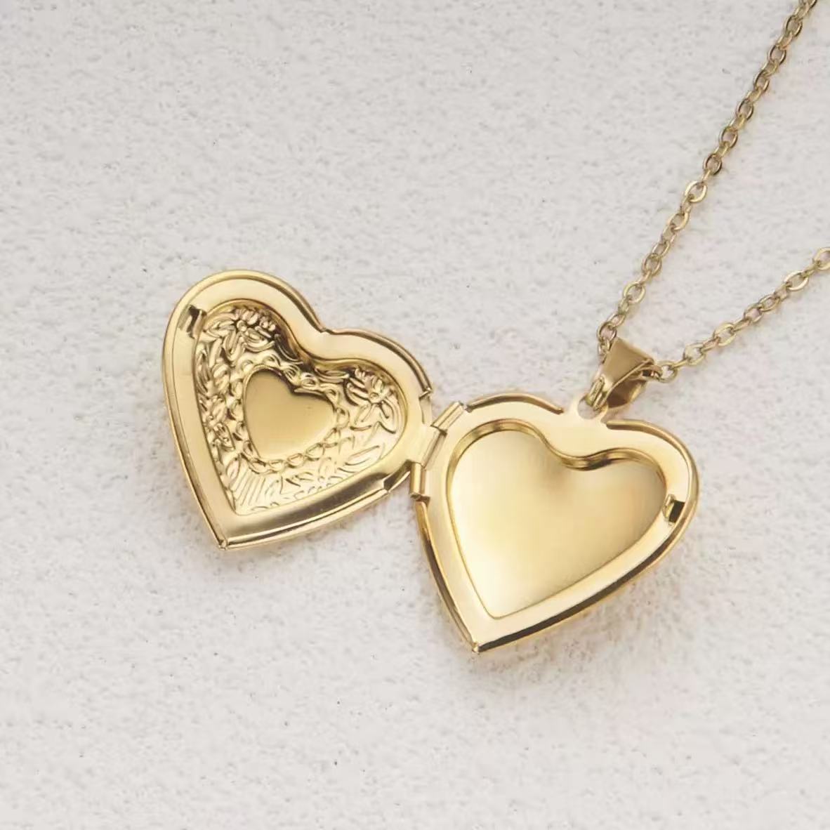 Romantik Kalp Kolye Kadınlar İ - Heart Locket Necklace Photo incelemesi ve fiyatı