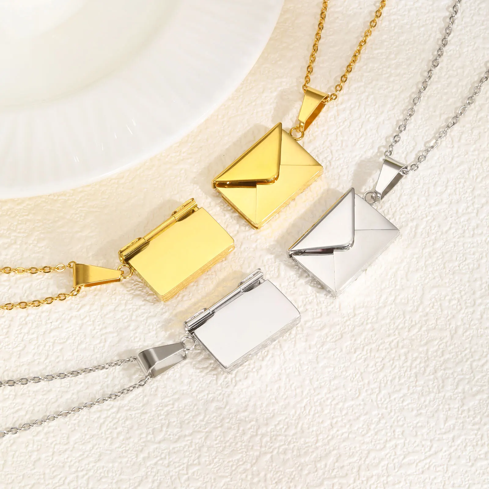 Kişiye Özel Fotoğraf Madalyonl - Custom Name Necklace Stainless Steel incelemesi ve fiyatı